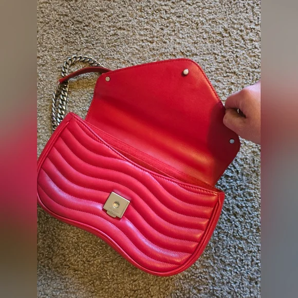 Louis Vuitton New Wave PM Chain Bag! - Picture 4 of 16